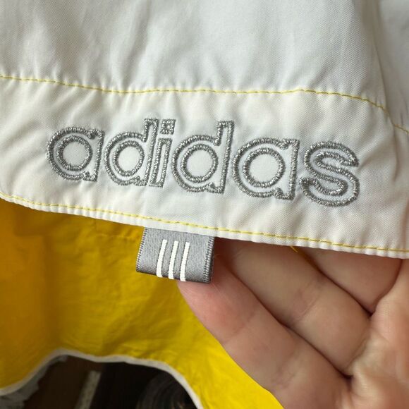 Vintage Adidas 90s Sleeveless Windbreaker Hooded Vest Yellow White M - Picture 11 of 11